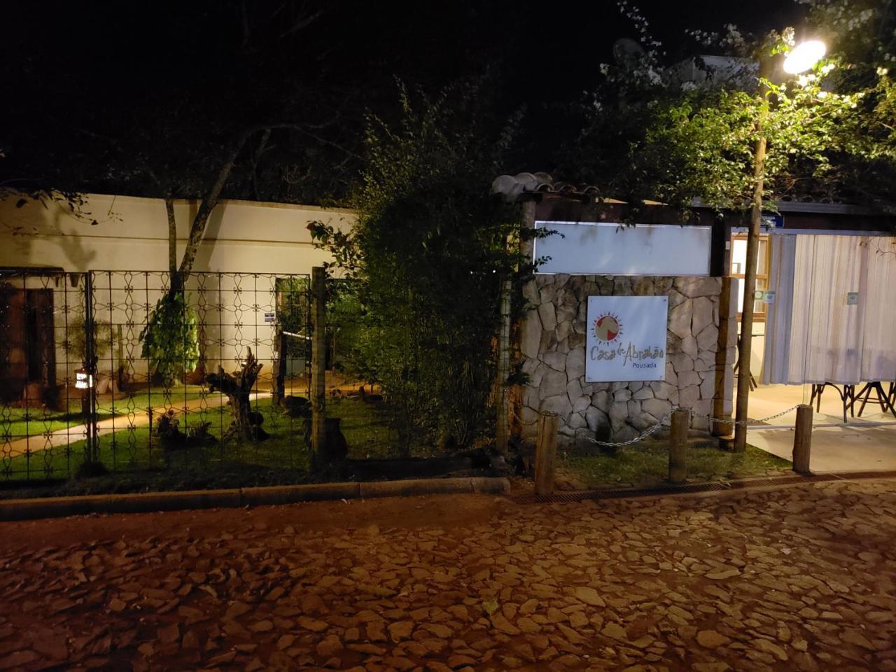 Pousada Casa De Abrahao Brumadinho Luaran gambar